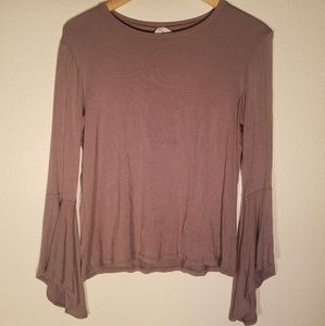 Long sleeve shirt